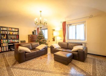 Soggiorno - Appartamento via San Lorenzo, Genova (zona Centro Storico) - foto 19