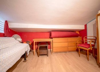 Mansarda - Appartamento via San Lorenzo, Genova (zona Centro Storico) - foto 25