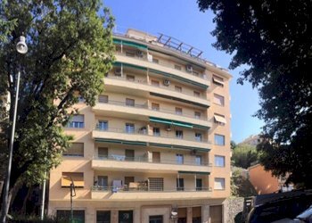 Facciata - Appartamento Genova (zona Castelletto) - foto 2