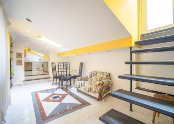 Soggiorno - Attico piazza Giacomo Matteotti, Genova - foto 3