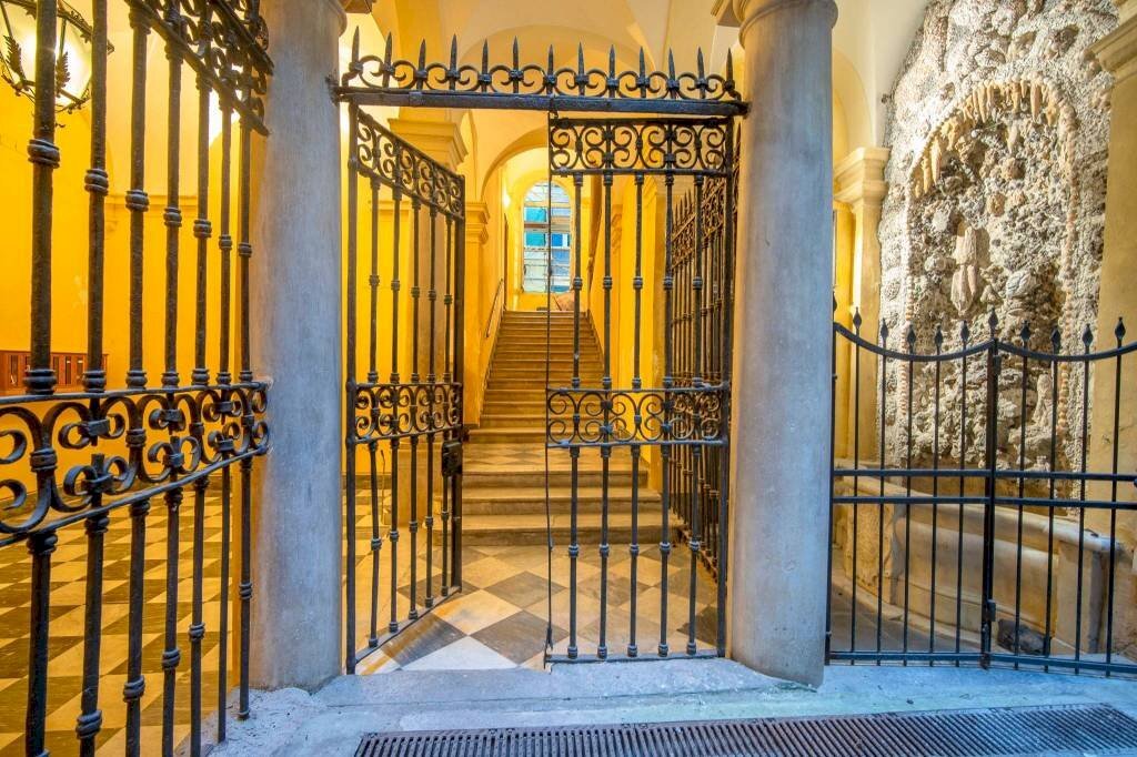 Interno palazzo - Appartamento piazza dei Giustiniani, Genova (zona Centro Storico) - foto 3