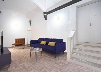 Soggiorno - Appartamento piazza dei Giustiniani, Genova (zona Centro Storico) - foto 4