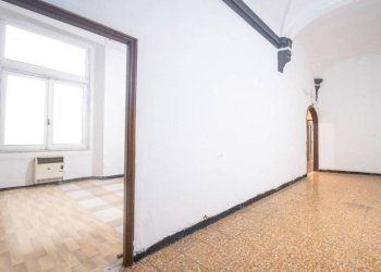 Ingresso - Appartamento piazza dei Giustiniani, Genova (zona Centro Storico) - foto 5