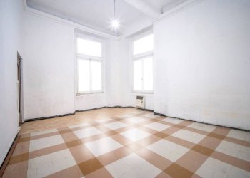 Soggiorno - Appartamento piazza dei Giustiniani, Genova (zona Centro Storico) - foto 7