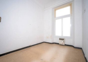Camera da letto - Appartamento piazza dei Giustiniani, Genova (zona Centro Storico) - foto 20