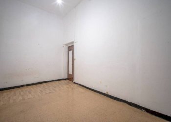 Camera da letto - Appartamento piazza dei Giustiniani, Genova (zona Centro Storico) - foto 24