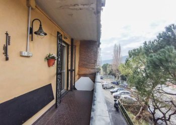 Terrazzo - Trilocale via Rubaldo Merello, Genova (zona Molassana) - foto 15