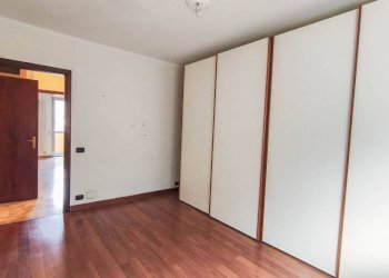 Camera da letto - Trilocale via Rubaldo Merello, Genova (zona Molassana) - foto 24