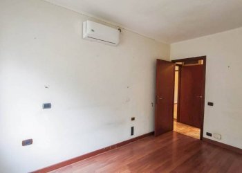 Camera da letto - Trilocale via Rubaldo Merello, Genova (zona Molassana) - foto 26