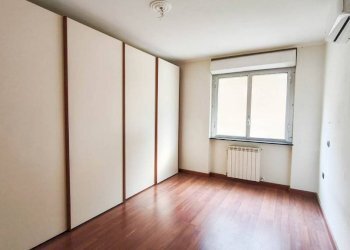 Camera da letto - Trilocale via Rubaldo Merello, Genova (zona Molassana) - foto 30