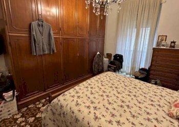 Camera da letto - Trilocale via Santhià, 32, Torino (zona Barriera Milano) - foto 24