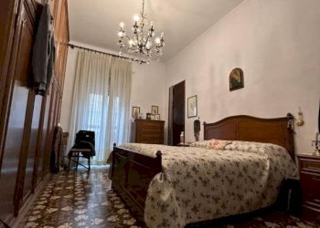 Camera da letto - Trilocale via Santhià, 32, Torino (zona Barriera Milano) - foto 25