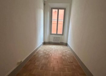 Camera da letto - Ufficio Bologna (zona Centro Storico) - foto 6