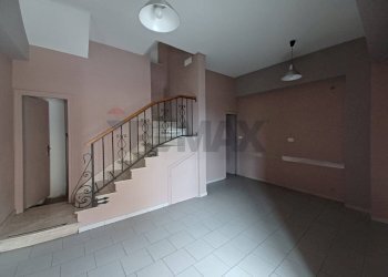 Scale - Cafeteria - Cold Bar viale Pio Bisleti
 
4, Veroli - photo 7