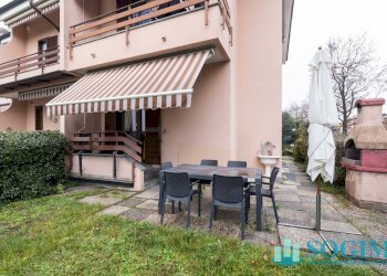 Foto 3 - Villa a Schiera via maria grazia deledda
 
1, Agrate Brianza - foto 3