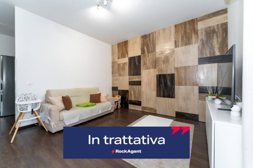 Salone - Quadrilocale via Spirito Santo, 75, Aci Sant'Antonio - foto 2