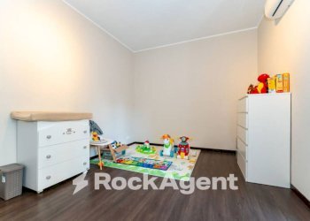 Camera da letto - Quadrilocale via Spirito Santo, 75, Aci Sant'Antonio - foto 20