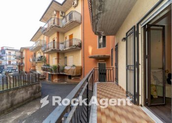 Balcone - Quadrilocale via Spirito Santo, 75, Aci Sant'Antonio - foto 24