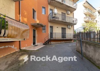 Cortile interno - Quadrilocale via Spirito Santo, 75, Aci Sant'Antonio - foto 37