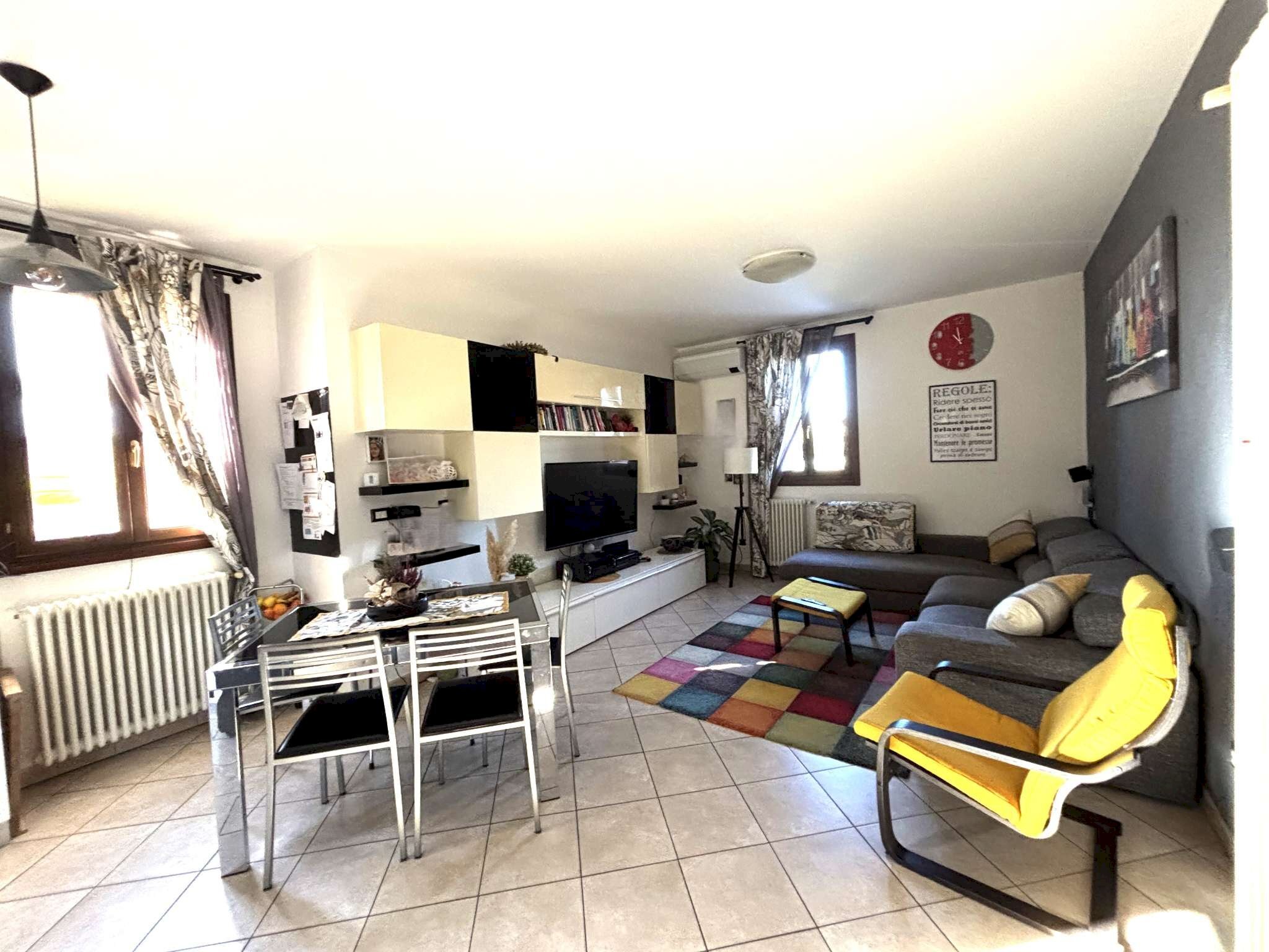 soggiorno/cucina - Quadrilocale via Alessandro Tassoni, Bologna (zona Borgo Panigale) - foto 2