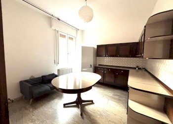 sala da pranzo - Trilocale via Fontanina, Bologna (zona Centro Storico) - foto 7