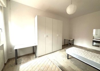 camera doppia - Trilocale via Fontanina, Bologna (zona Centro Storico) - foto 13