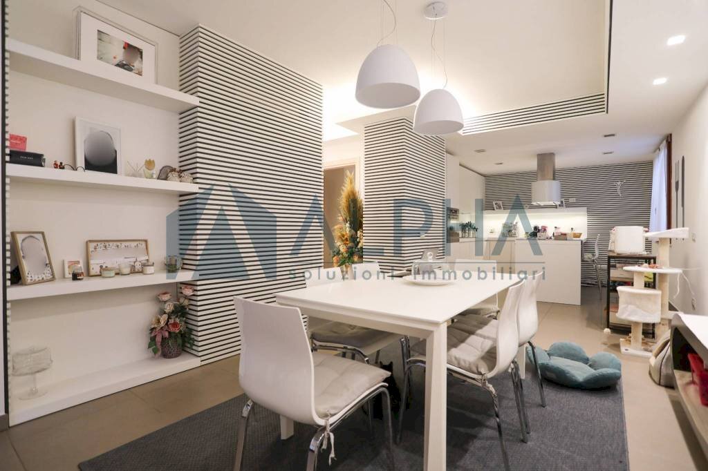 Interno non residenziale - Villa via Sarajevo, San Mauro Pascoli - foto 1