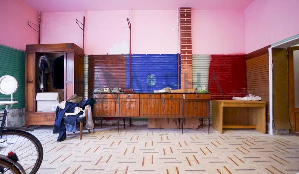 Cortile interno - Shop via Giuseppe Garibaldi, Bagnacavallo - photo 3