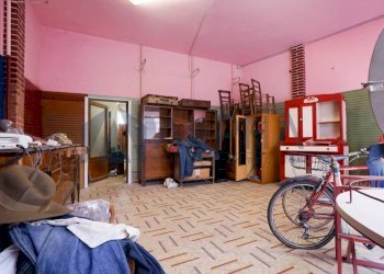 Interno non residenziale - Shop via Giuseppe Garibaldi, Bagnacavallo - photo 2