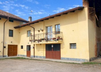 Casa semi indipendente Via Costa, San Francesco al Campo - foto 1
