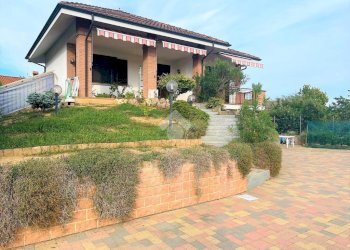 Villa Via benedetto croce, Poirino - photo 1