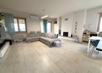 Appartamento Via dante, Poirino - foto 2