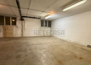 WhatsApp Image 2026-01-21 at 09.11.11 (1).jpg - Magazzino via dal ponte 187, Torri di Quartesolo - foto 4