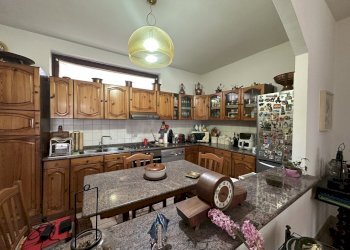 IMG_2421.JPG - Casa indipendente Via Monte Rosa 75, Invorio - foto 5