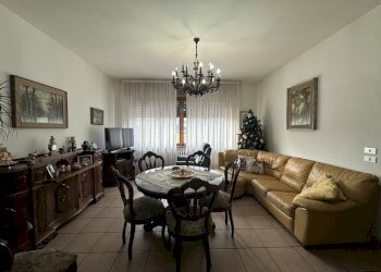 IMG_2425.JPG - Casa indipendente Via Monte Rosa 75, Invorio - foto 8