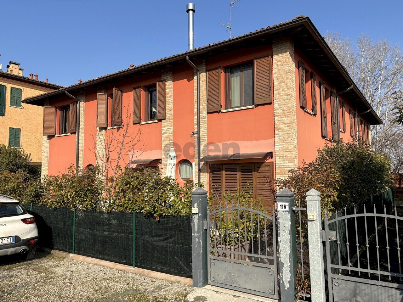 IMG_8246.JPG - Casa indipendente Strada Statale 9 Via Emilia 116, Castelfranco Emilia - foto 1