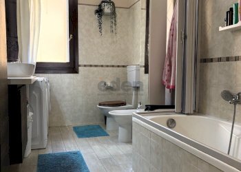 IMG_8235.JPG - Casa indipendente Strada Statale 9 Via Emilia 116, Castelfranco Emilia - foto 19