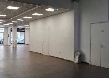 verso vetrine - Locale Commerciale Quartu Sant'Elena - foto 14