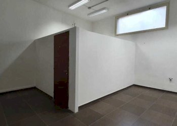 verso locale doccia - Locale Commerciale Quartu Sant'Elena - foto 15