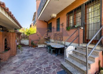 esterni - Villa Via Elio Petri, Roma - foto 12