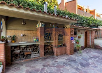 esterni - Villa Via Elio Petri, Roma - foto 13