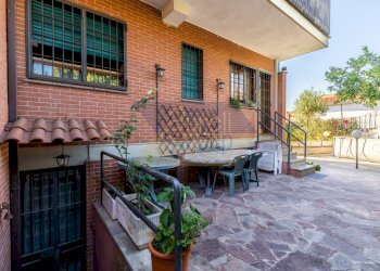 esterni - Villa Via Elio Petri, Roma - foto 15