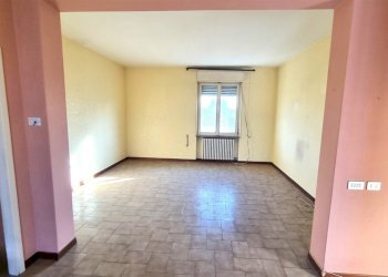 20241205_102025.jpg - Four-room apartment Via Giuseppe Zanardelli 5B, Parma (neighborhood Crocetta) - photo 13