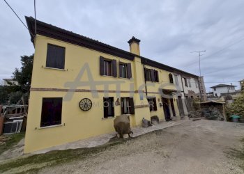 1-20260119_161657.jpg - Casa indipendente Via Dx Canalbianco ROI, Rovigo - foto 1