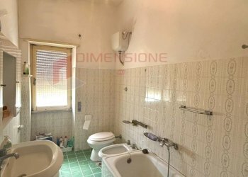 WhatsApp Image 2026-04-1.jpeg - Trilocale Via Massa di San GiulianoVia di Massa San Giuliano, Roma - foto 12