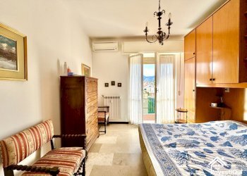 CAMERA DA LETTO - Bilocale Via Goffredo Mameli 125, Pietra Ligure - foto 22