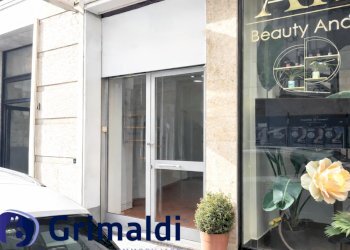 54.png - Locale Commerciale Napoli (zona Chiaia) - foto 6