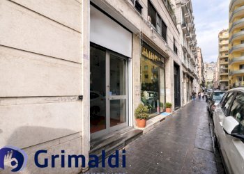 19.png - Locale Commerciale Napoli (zona Chiaia) - foto 9