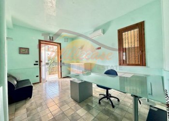 7d652e6c-fc40-49ed-ae92-2ecebdbf0d7e.jpeg - Villa Via Brancati 54, Siracusa - foto 9