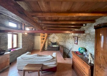Semi-detached house Str. Cedogno, Neviano degli Arduini - photo 8